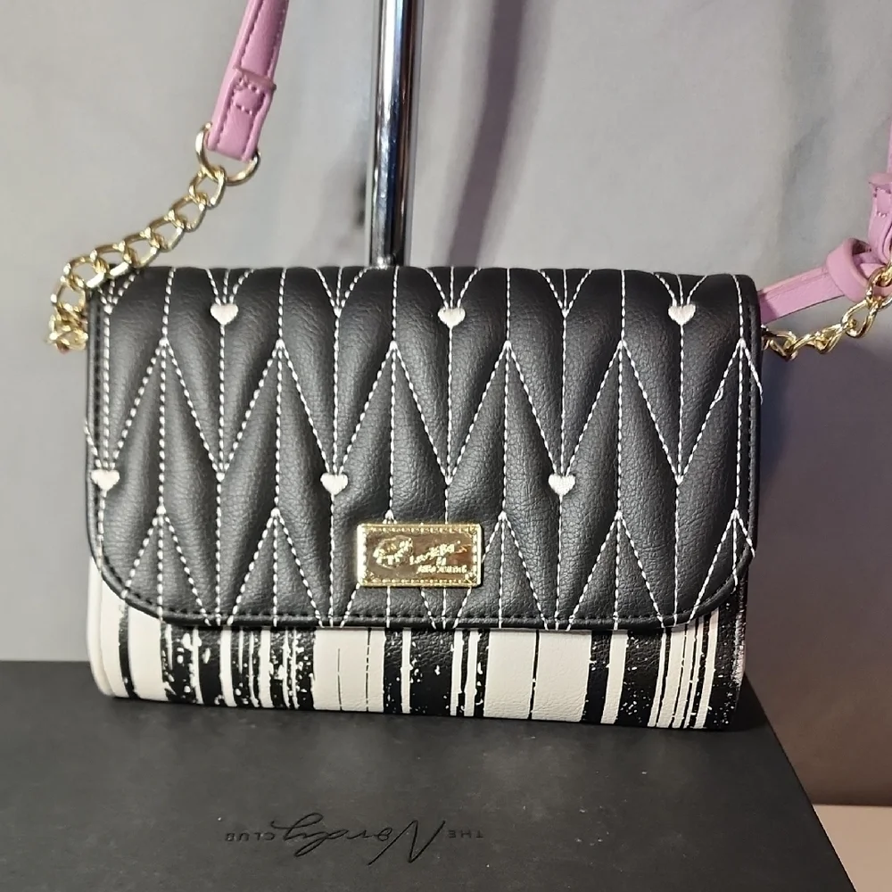 Betsey Johnson Black and White Quilted Crossbody Bag/ClutchW/ Coin Purse